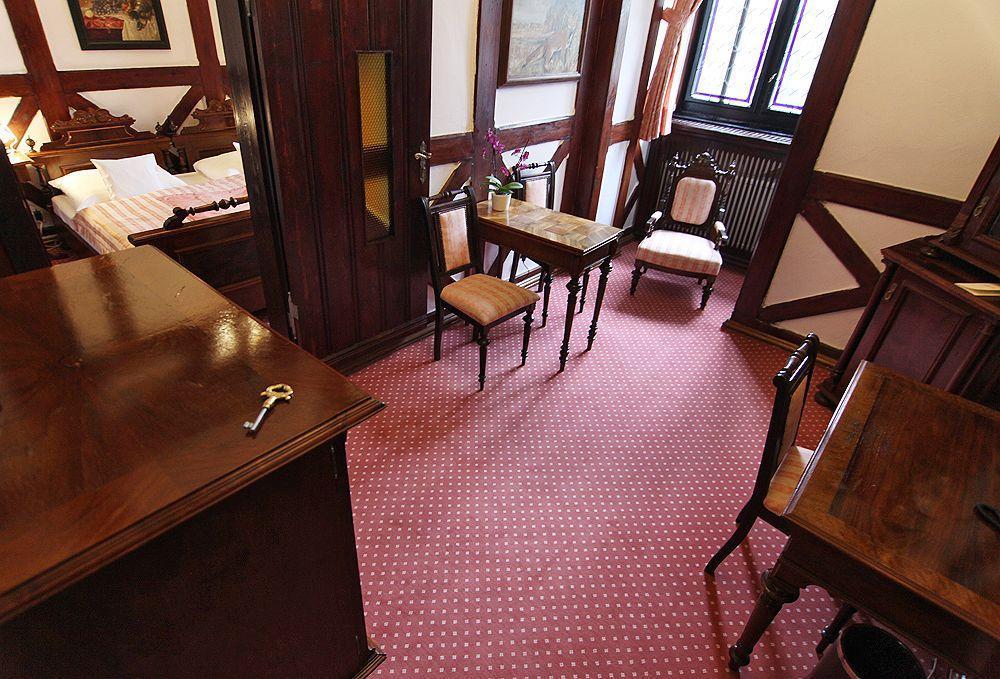 Hotel Noma Residence Zameczek Mysliwski Promnice 코비오르 외부 사진
